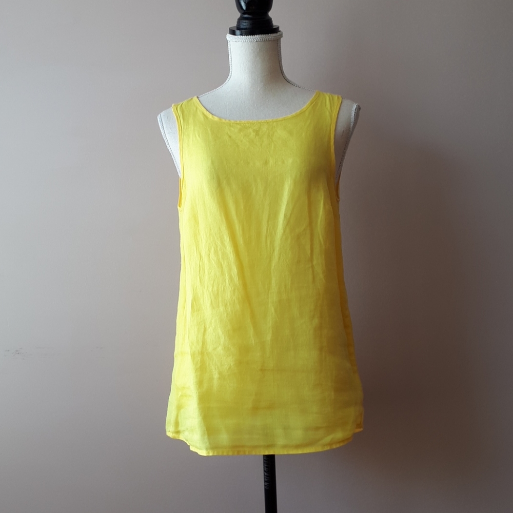 Sleeveless top lemon yellow Ramie material. Michael Kors